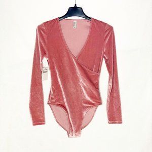 Size Small American Apparel Ladies Velvet Dusty Rose Bodysuit
